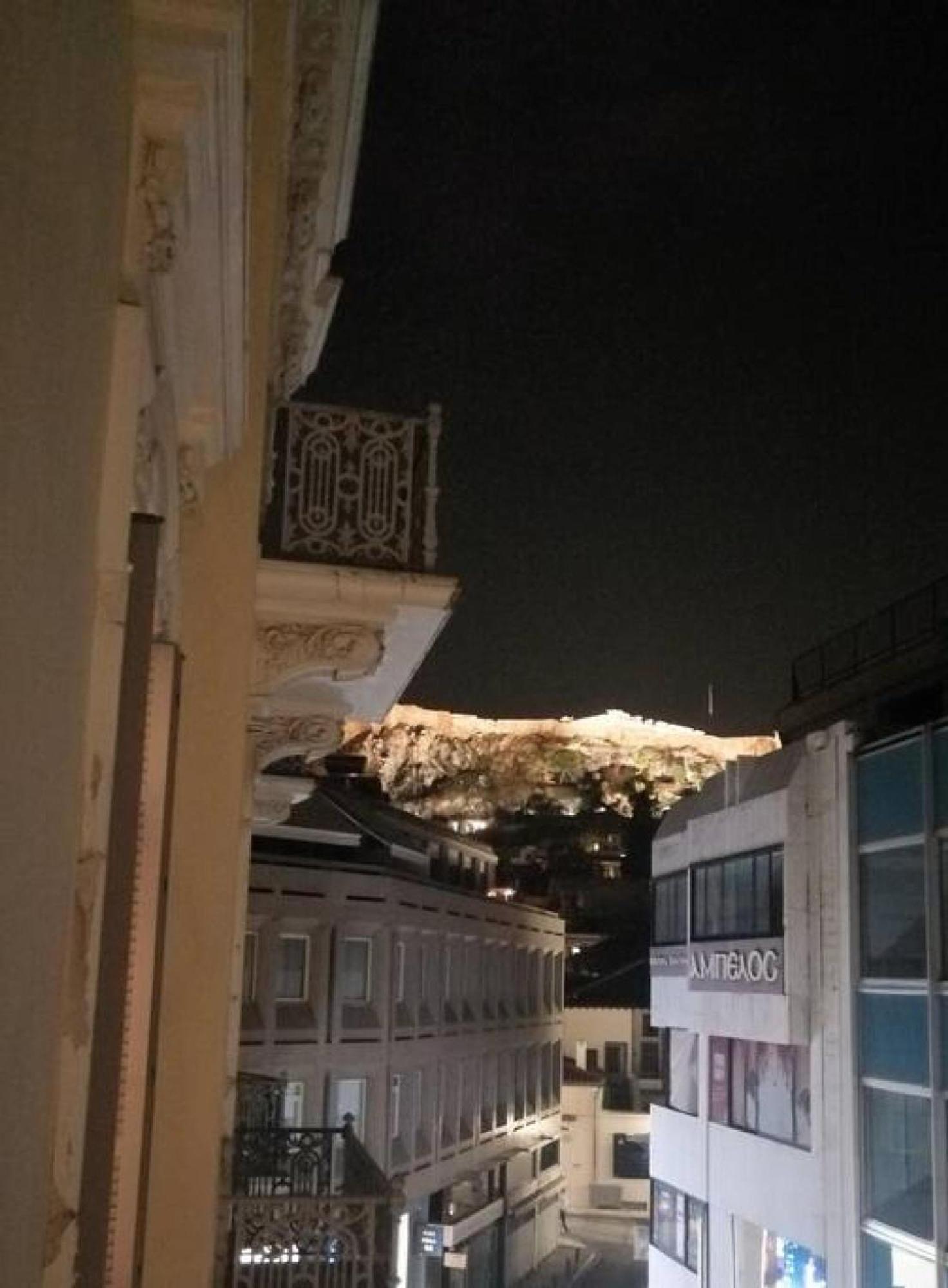 Elegant Apartment Under The Acropolis Atena Exterior foto