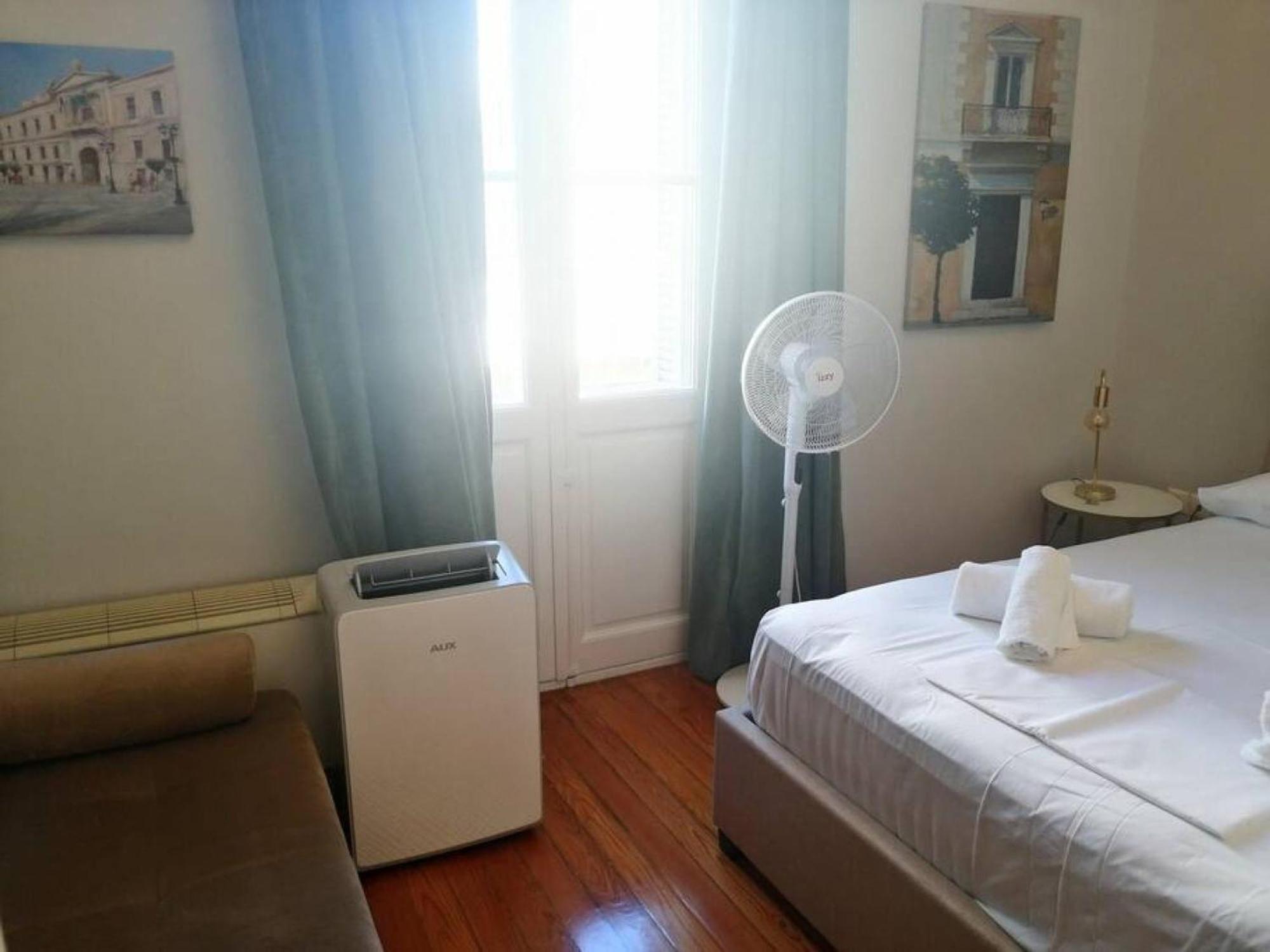 Elegant Apartment Under The Acropolis Atena Exterior foto